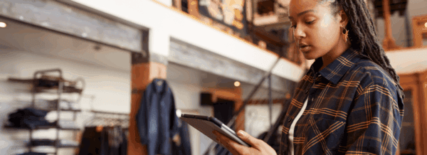 Mastering Multi-Location Cash Management: How Retail Treasurers Can Simplify Store Banking